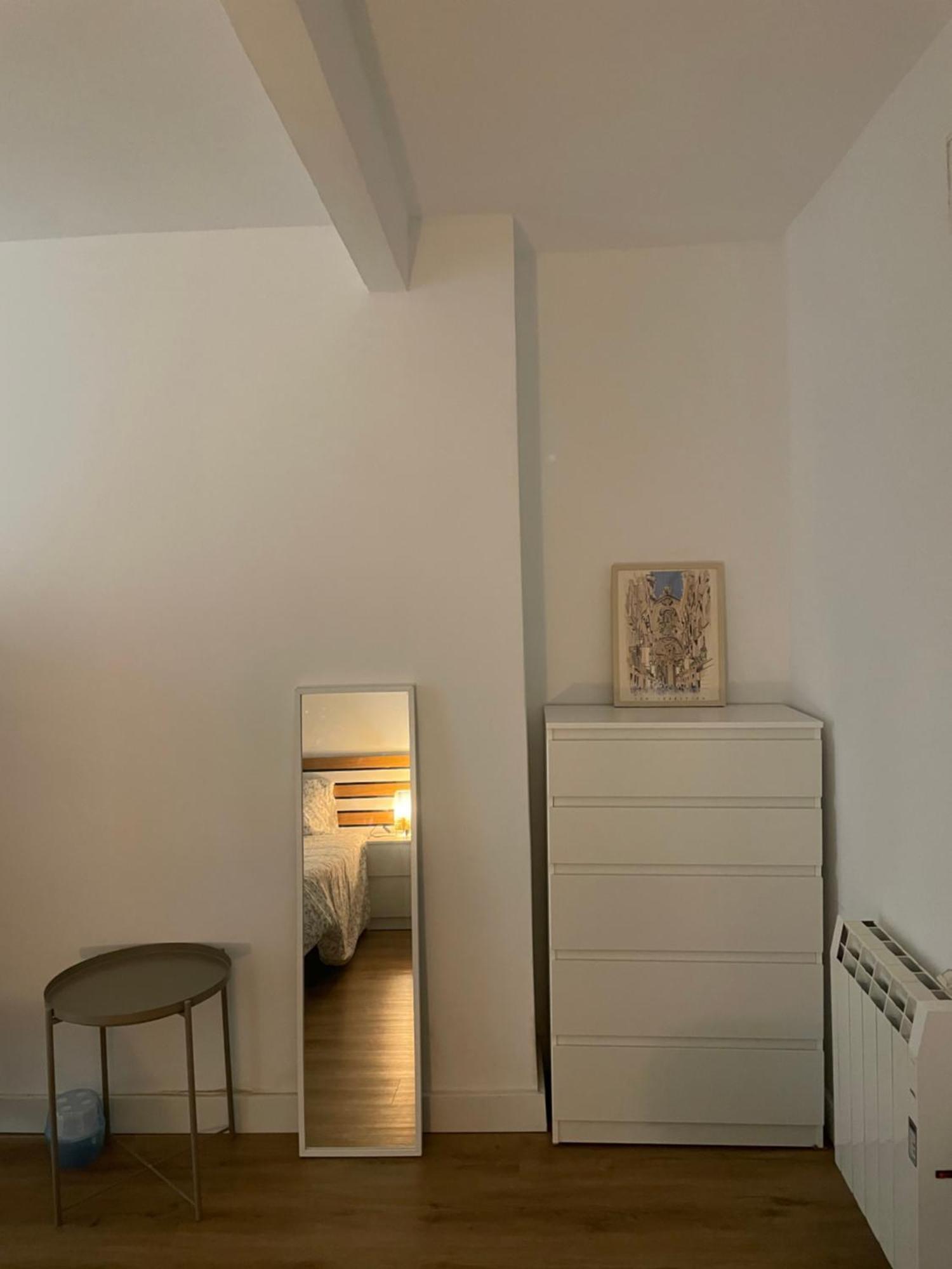 Cozy Apartment 6' From San Sebastian + Parking 유설블 외부 사진