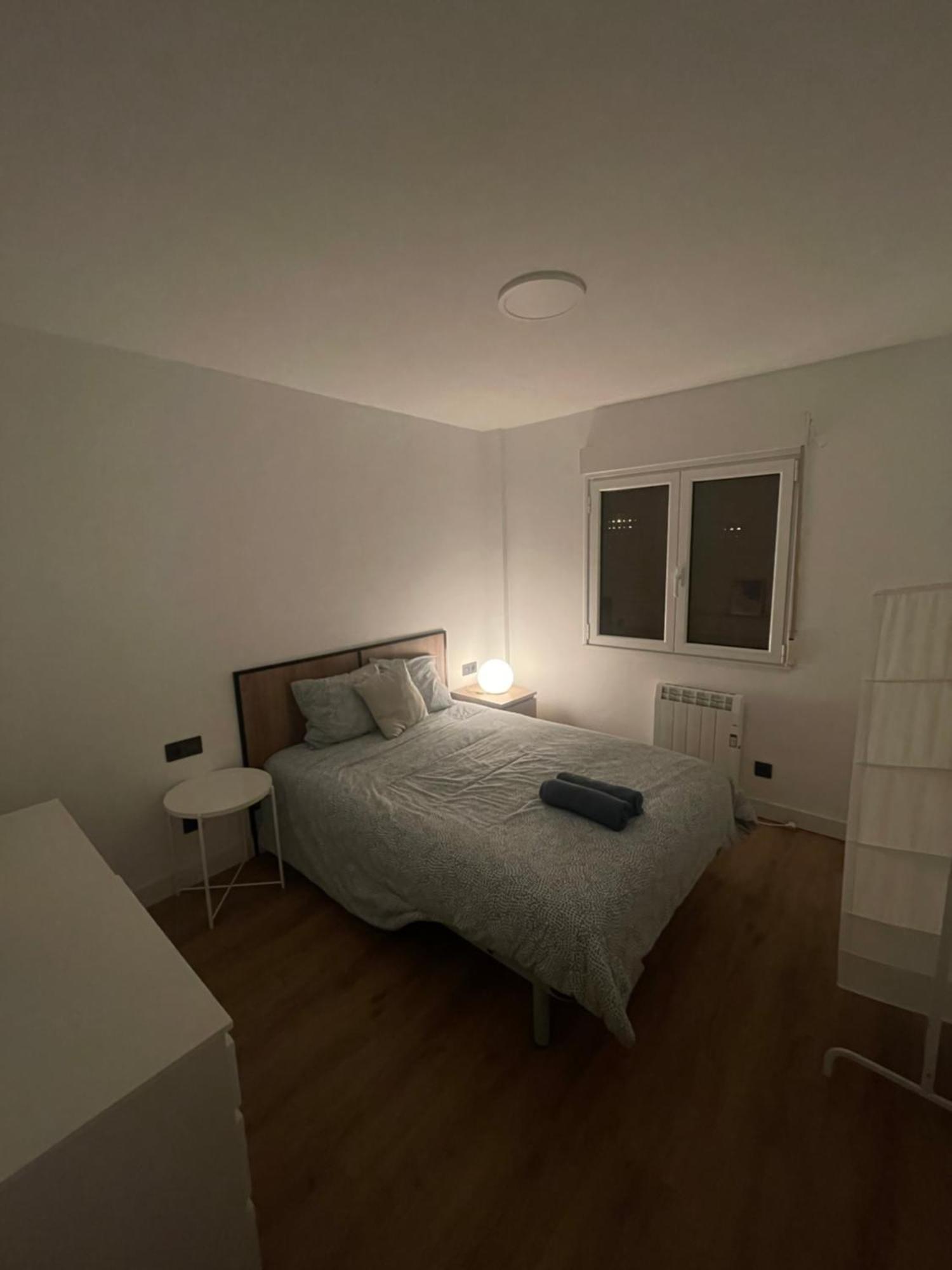 Cozy Apartment 6' From San Sebastian + Parking 유설블 외부 사진